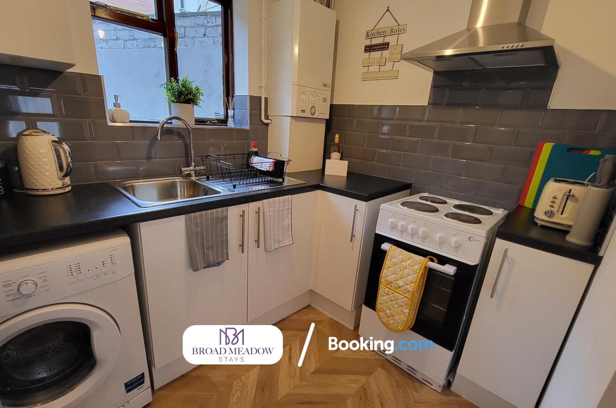 Last-Minute Offers L 3-Bed House By Broad Meadow Stays L Short Lets L Family, Business, Students L Lincoln L Parking Exteriér fotografie